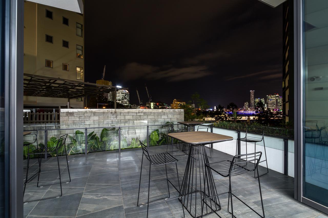 Courtyard By Marriott Brisbane South Bank Hotell Exteriör bild